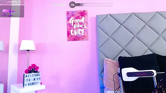 SaraSchmitt online show from February 27, 10:20 pm