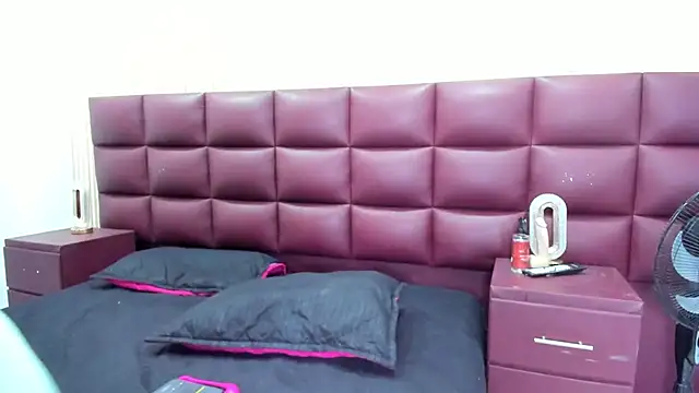 JulietaKane online show from November 22, 5:28 am