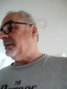 Satiro Sevilla online show from March 22, 8:08 am