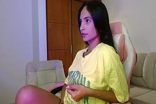 Snapshot of AnnitaSerna_ chatting on March 13, 3:35 am AnnitaSerna online show from March 13, 3:35 am