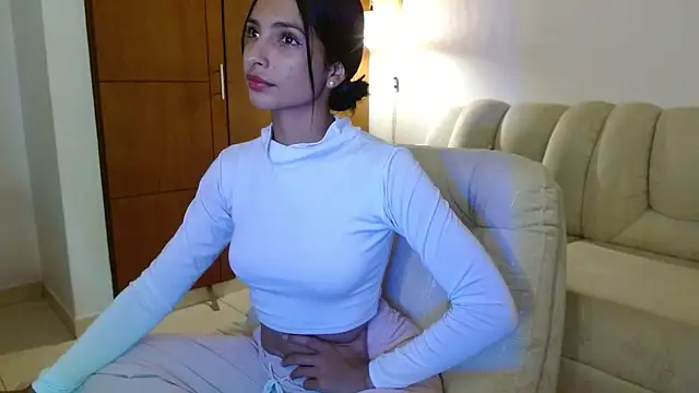 Snapshot of AnnitaSerna_ chatting on March 18, 4:04 am AnnitaSerna online show from March 18, 4:04 am