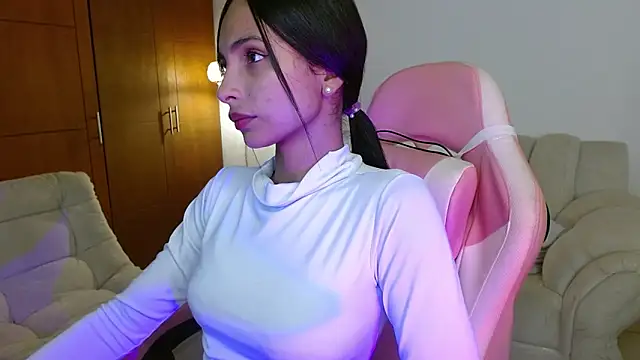 Snapshot of AnnitaSerna_ chatting on March 26, 3:34 am AnnitaSerna online show from March 26, 3:34 am