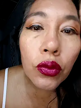 anniecoopeer online show from January 31, 11:24 am