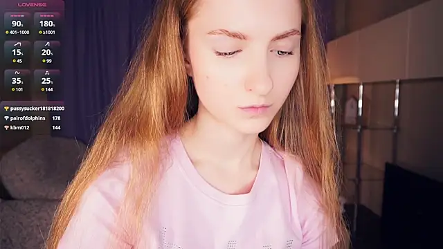 EsmaCarll online show from January 11, 2:20 am