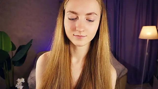 EsmaCarll online show from January 25, 11:54 pm