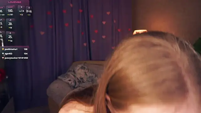 EsmaCarll online show from February 21, 11:43 pm