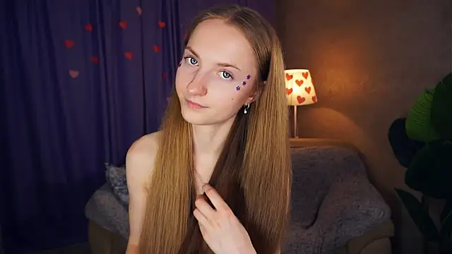 EsmaCarll online show from February 24, 2:40 am