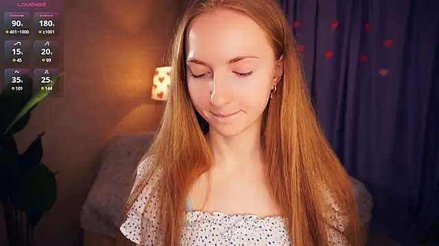 EsmaCarll online show from March 2, 8:50 pm