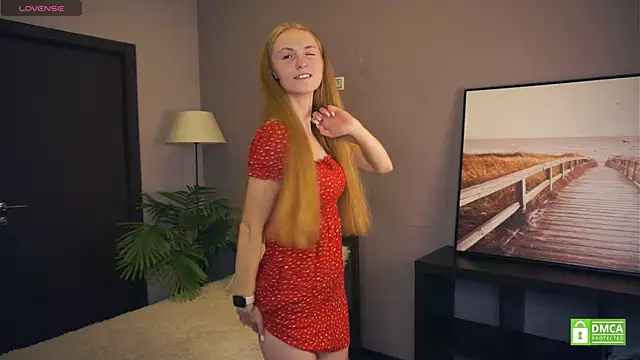 EsmaCarll online show from September 20, 8:21 pm