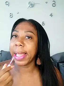 Snapshot of IsabellaaSmith chatting on February 5, 12:17 pm IsabellaaSmith online show from February 5, 12:17 pm