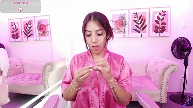 Ema louis  online show from March 19, 12:25 am