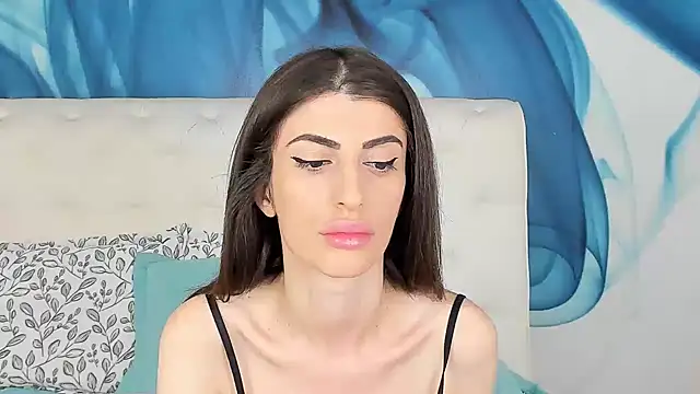 Snapshot of SkinnyDolly chatting on October 26, 3:01 am SkinnyDolly online show from October 26, 3:01 am