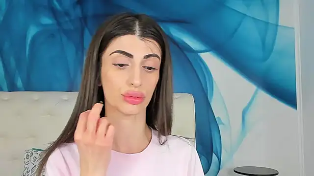 SkinnyDolly online show from March 13, 9:43 pm