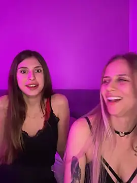 emma05 online show from January 1, 7:43 pm