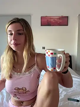 emma05 online show from July 31, 4:23 am