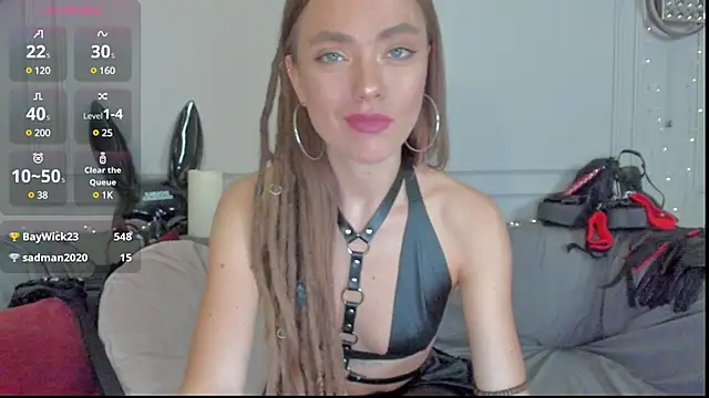 KellyFouler online show from March 22, 5:20 pm