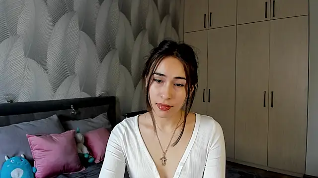 Bambiii bby online show from January 27, 7:56 am