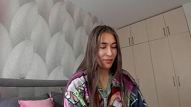 Bambiii bby online show from March 17, 5:23 am