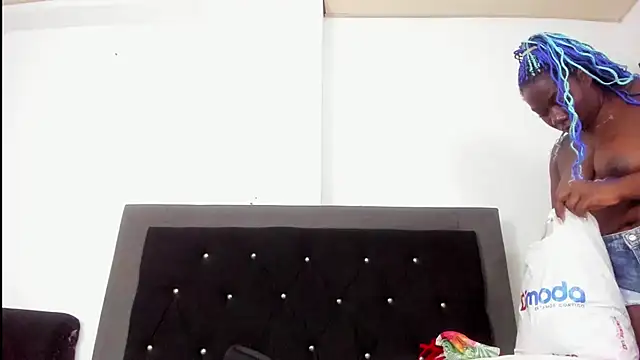 skaysanchez1 online show from March 12, 6:44 pm