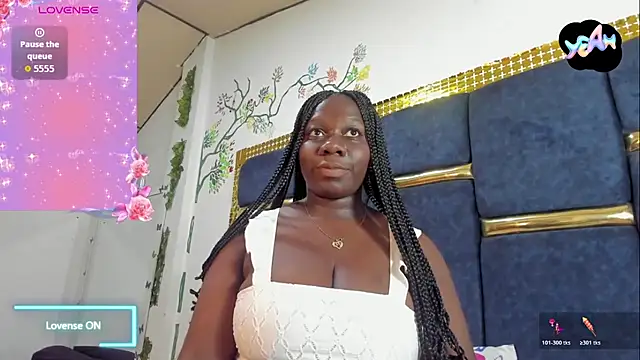 skaysanchez1 online show from October 20, 7:03 pm