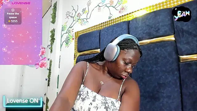 skaysanchez1 online show from October 26, 12:33 pm