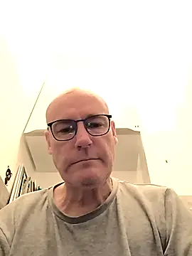 bogland33 online show from February 11, 2:13 pm