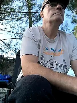 bogland33 online show from February 19, 1:17 pm