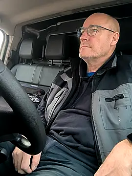 bogland33 online show from November 7, 11:32 am