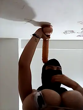 Snapshot of MaliciaAndDiarioo chatting on January 30, 3:55 am MaliciaAndDiarioo online show from January 30, 3:55 am