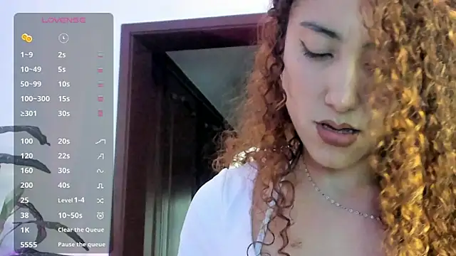 miss catalinaa online show from June 11, 12:03 pm