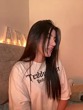 Snapshot of ARITOO_ chatting on October 28, 5:44 am ARITOO online show from October 28, 5:44 am