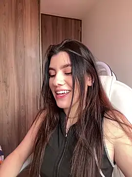 Snapshot of ARITOO_ chatting on December 14, 6:45 pm ARITOO online show from December 14, 6:45 pm