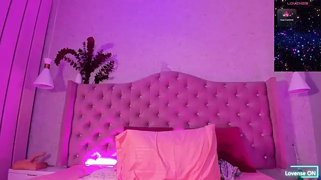 johannaMiller1 online show from January 23, 7:00 am