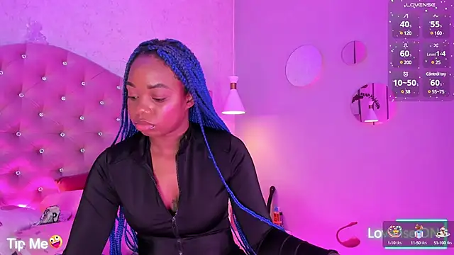 johannaMiller1 online show from January 24, 7:30 am