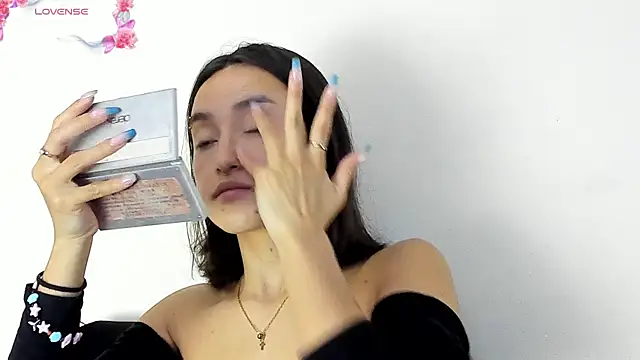 its  angelica  online show from December 6, 7:23 pm