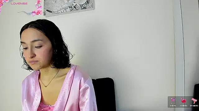its  angelica  online show from December 7, 6:26 pm