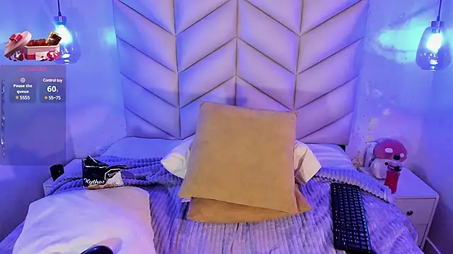 Snapshot of AuroraFiore chatting on February 22, 11:03 pm AuroraFiore online show from February 22, 11:03 pm