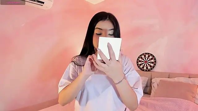 Snapshot of AuroraFiore chatting on March 5, 7:38 pm AuroraFiore online show from March 5, 7:38 pm