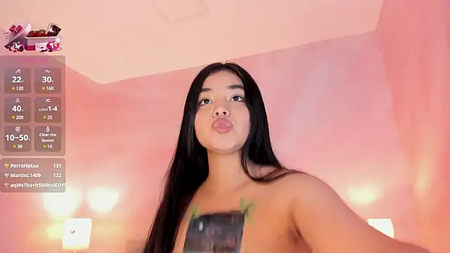 Snapshot of AuroraFiore chatting on March 10, 1:45 am AuroraFiore online show from March 10, 1:45 am