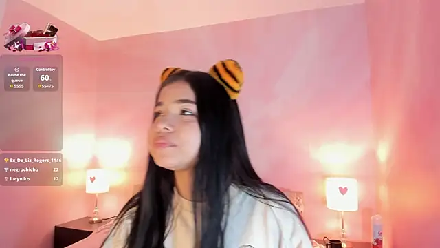 Snapshot of AuroraFiore chatting on March 16, 1:59 am AuroraFiore online show from March 16, 1:59 am