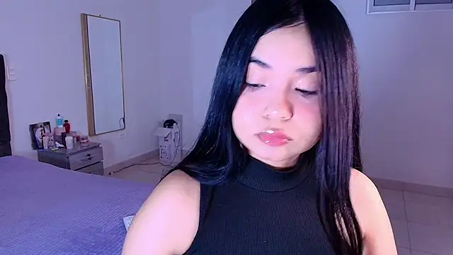 Snapshot of AuroraFiore chatting on November 25, 5:51 am AuroraFiore online show from November 25, 5:51 am