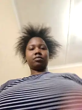 contagiousqueen online show from July 8, 6:01 pm