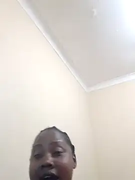 contagiousqueen online show from July 10, 10:12 pm