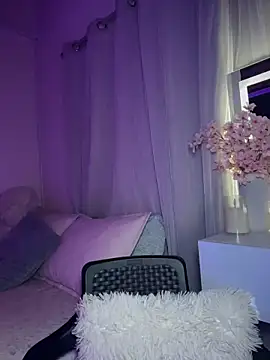 Snapshot of tuckersabrina chatting on November 20, 12:27 pm tuckersabrina online show from November 20, 12:27 pm