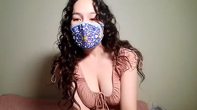 Snapshot of sweetyumyu chatting on December 4, 9:35 pm sweetyumyu online show from December 4, 9:35 pm