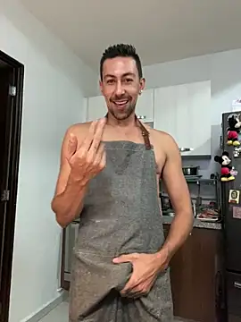 Snapshot of dantedesirexx chatting on March 18, 9:51 pm dantedesirexx online show from March 18, 9:51 pm