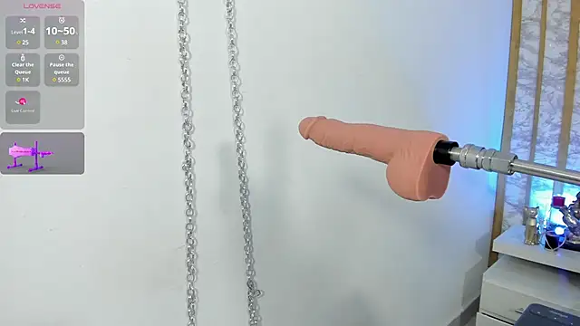 caroline jensen18 online show from March 1, 4:11 pm