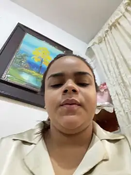 Snapshot of Evabigass chatting on April 7, 11:32 am Evabigass online show from April 7, 11:32 am
