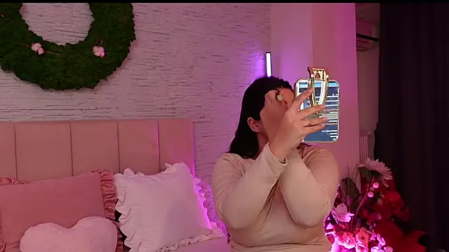 RachelSwaan online show from October 21, 5:19 am