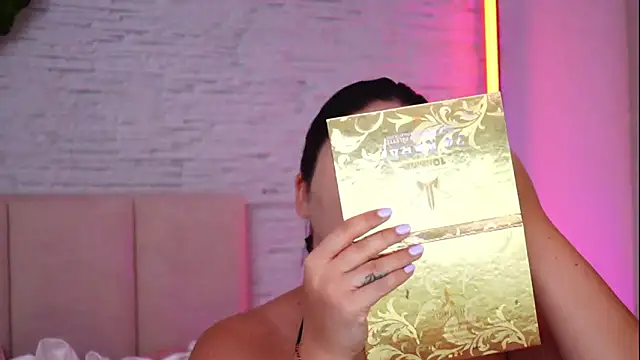 RachelSwaan online show from February 4, 6:08 am